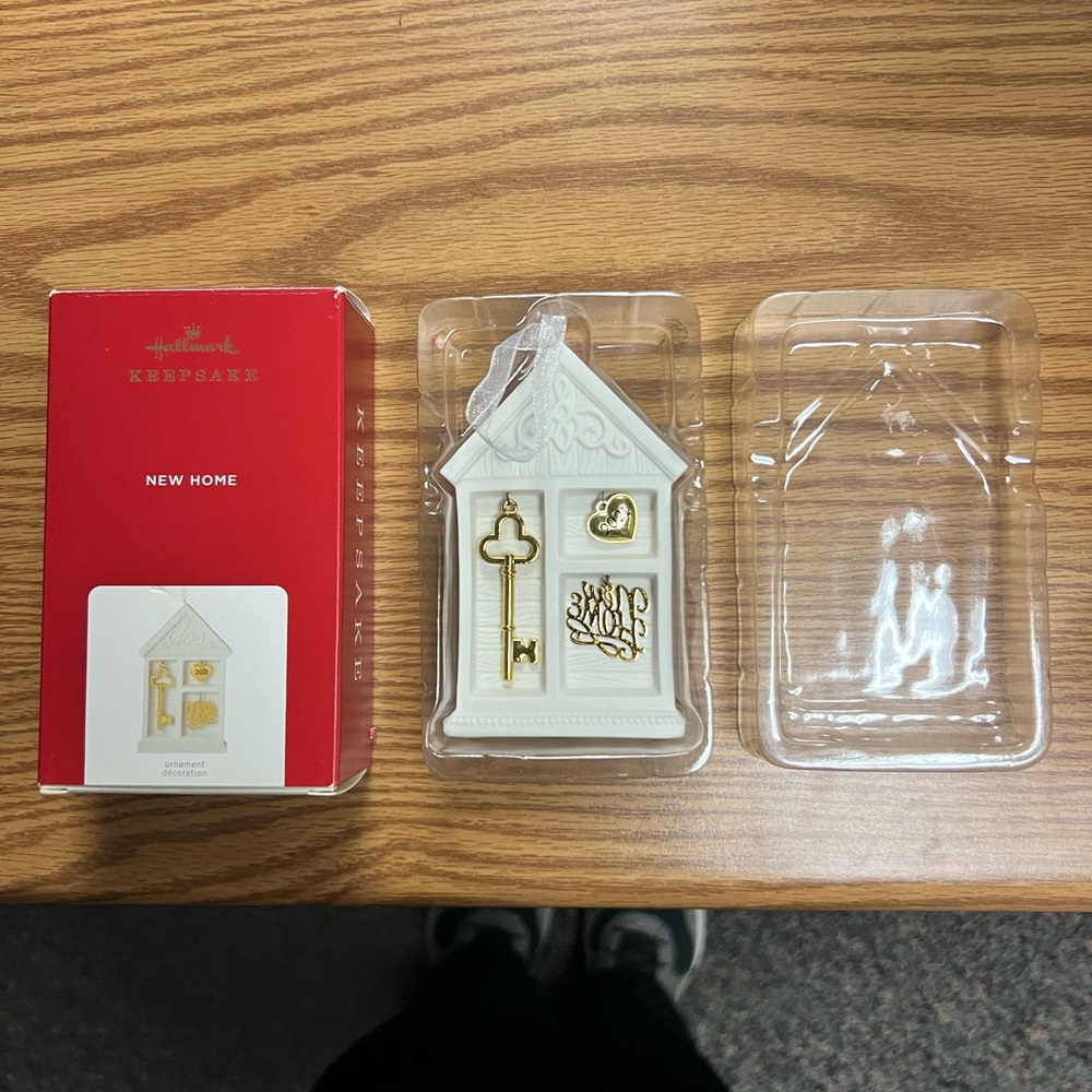 White 2021 House Ornament with Gold Accents - Picture 3 of 5